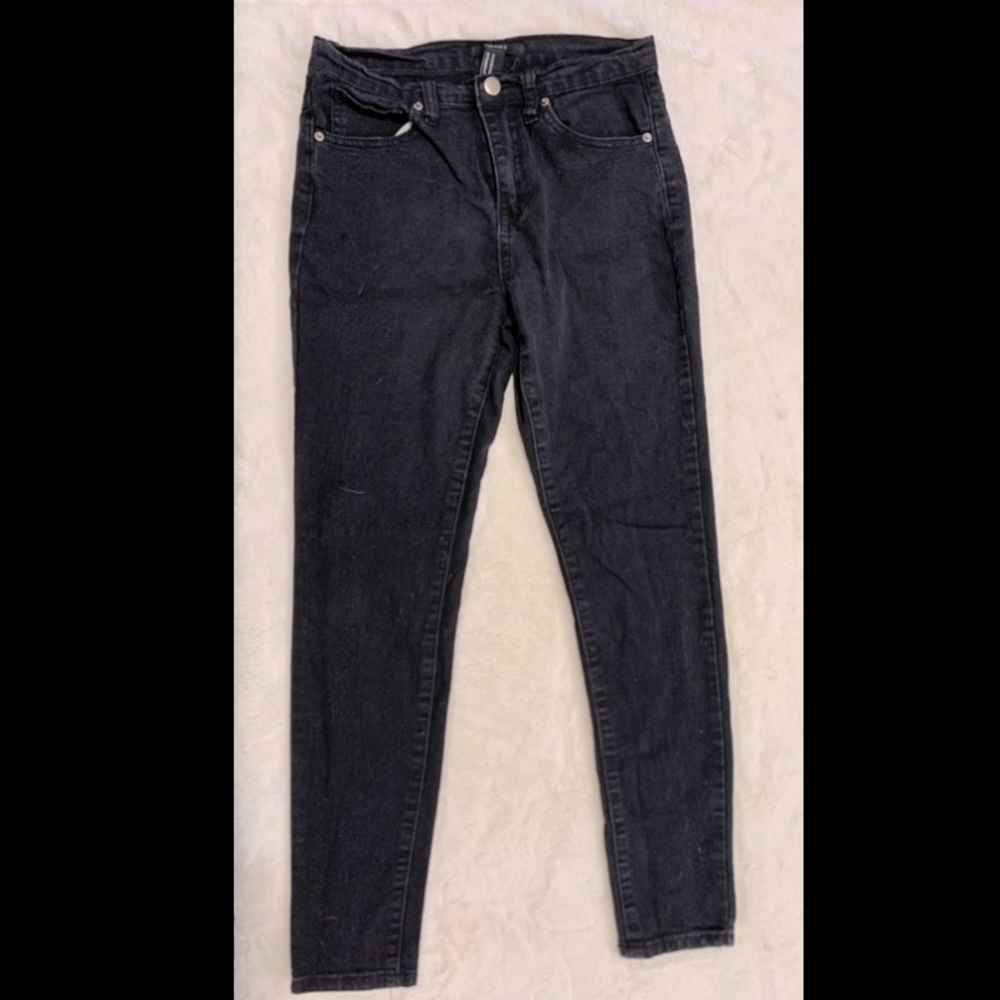 Forever 21 mid rise skinny jeans